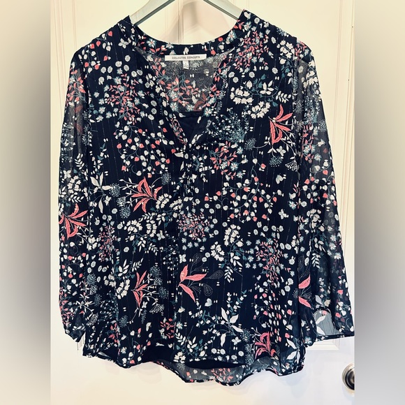 Collective Concepts Silver Foil Detail Floral Blouse - Picture 5 of 6